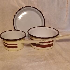Classic Cream and Brown Enamel Cookware Set